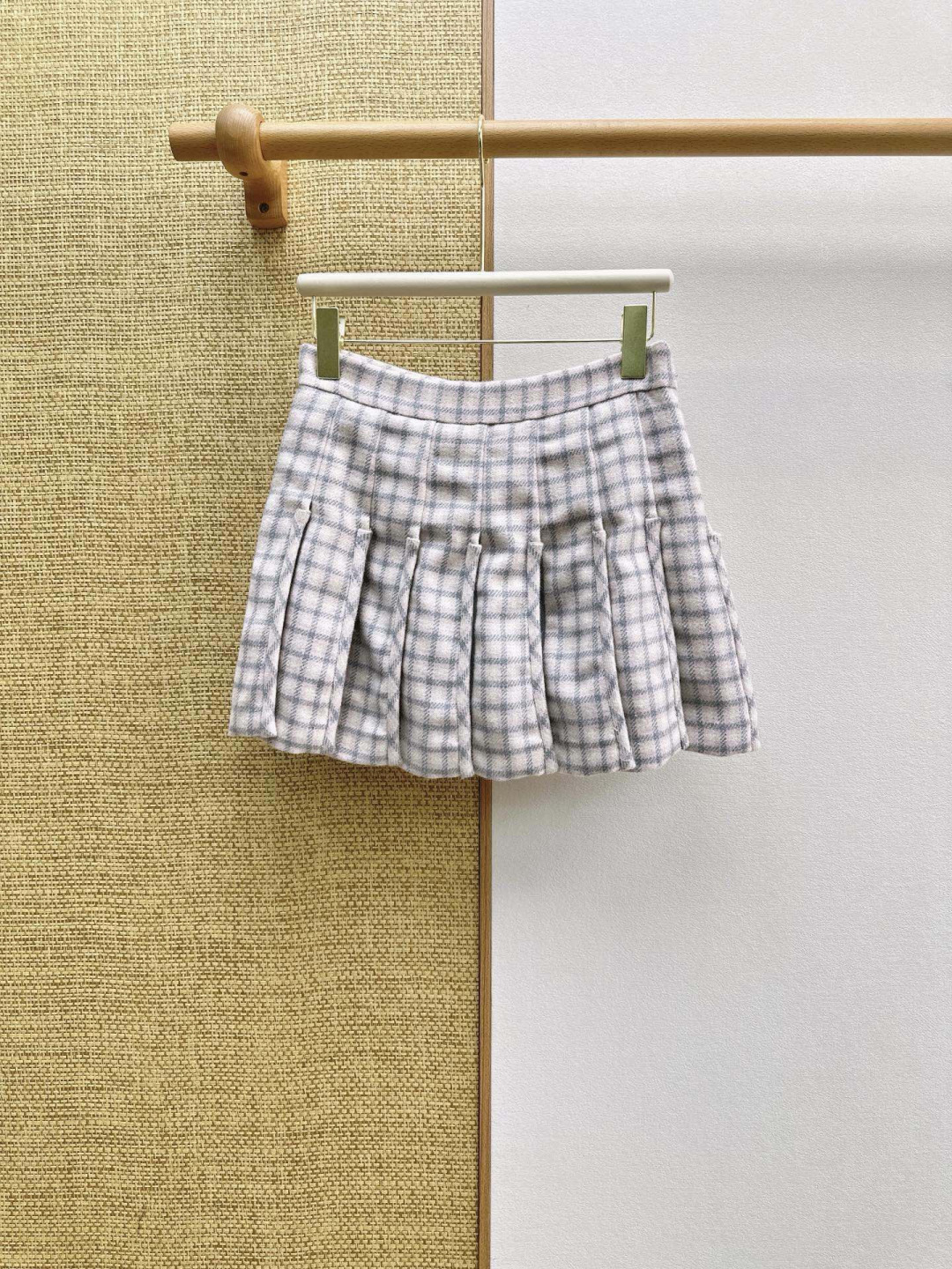 skirts and dresses
